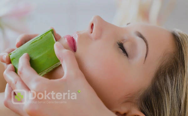 Cara Memakai Gel Lidah Buaya pada Wajah